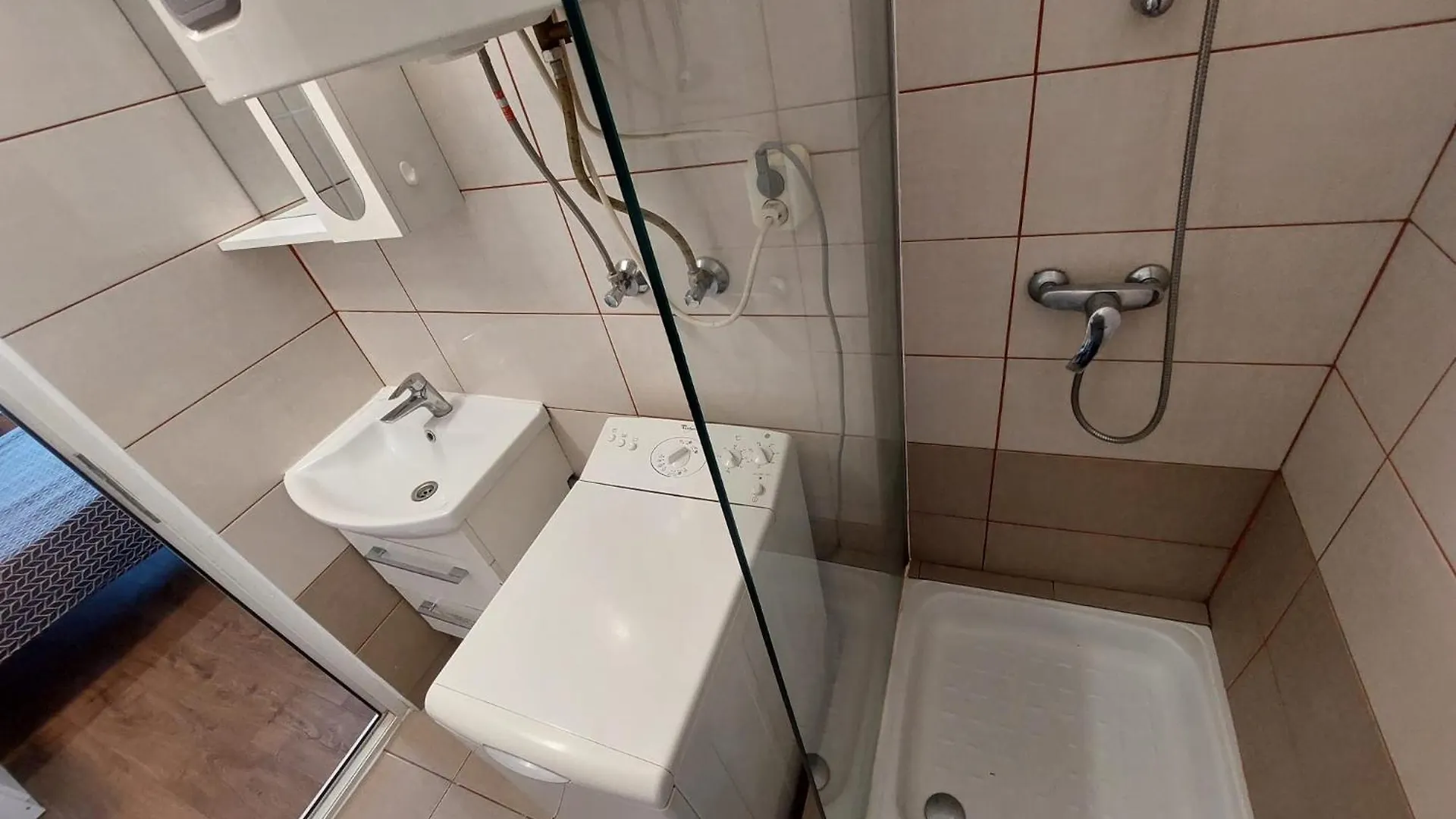 Apartment Vasile Conta Studio Bucharest